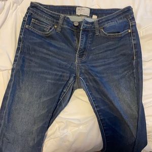 Mid rise skinny jeans